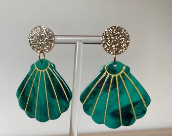 Pendientes de concha verde/negro/oro