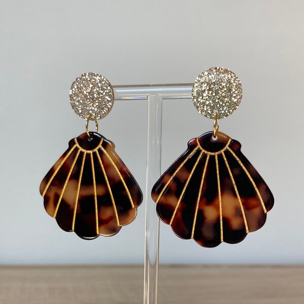 Brown/black/gold scale shell earrings