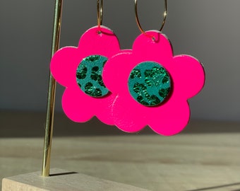 Fluorescent pink/leopard green Flowers hoop earrings