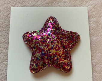 Roze gewatteerde sterbroche met glitter