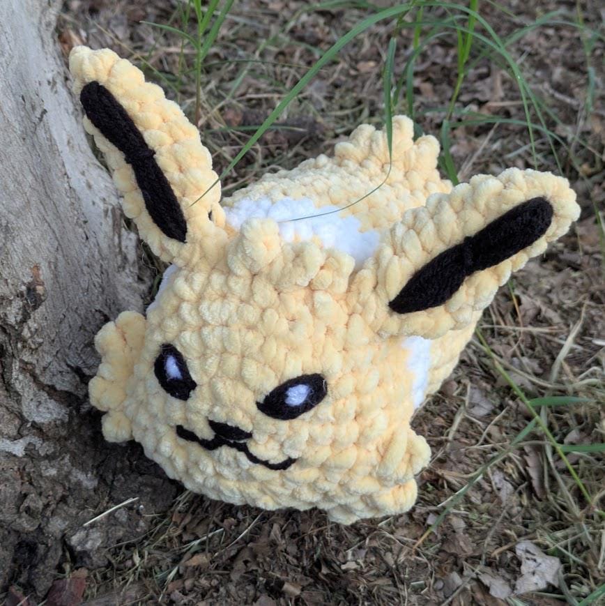 Evolving Normal to Electric Fox Plushie Crochet Pattern | Eeveelution Crochet Pattern | Pokemon Crochet Pattern - Thumbnail 4