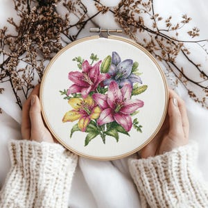Lily Flower Cross stitch Pattern, Lily Flower Cross Stitch, Cross Stitch Pattern, cross stitch kit, PDF Pattern