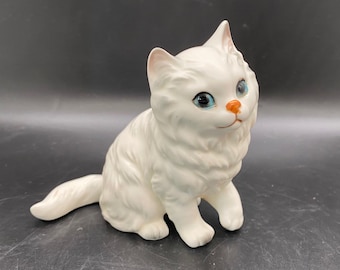 Vintage Norcrest White Cat Paw Raised - Made in Japan - Hand Painted