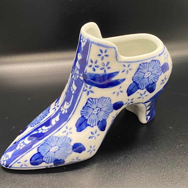 Vintage Hollywood Regency  Shoe Delft Style Planter/Décor Piece, Shoe has OG Sticker and one is Maker Stamped, Willow Colors, Blue and White