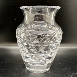 Miller Rogaska Crystal Vase: Art Glass Leaf Pattern, 5&quot; Tall