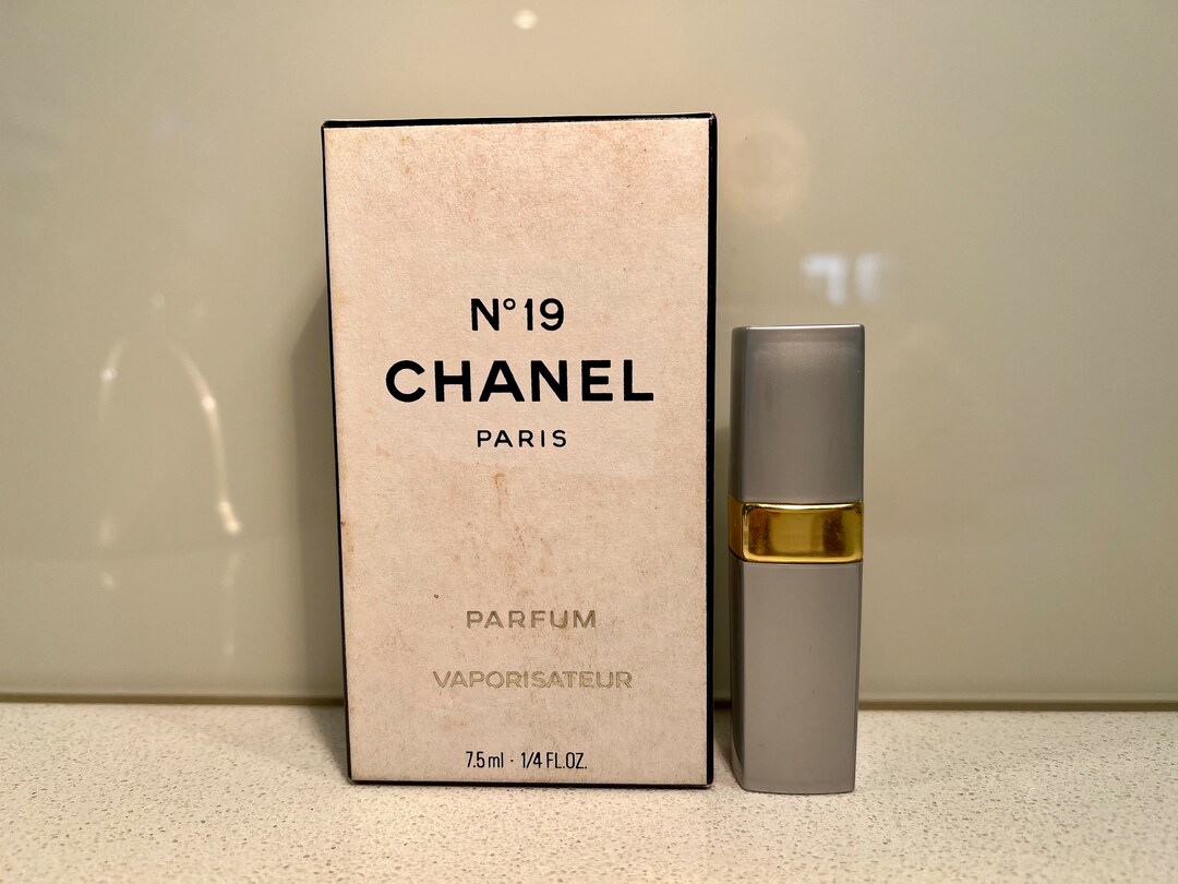 Vintage No 19 Eau De Toilette Large 200 Ml/6,7 Fl.oz Splash