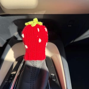 Strawberry Gear Shift Cover, Strawberry Car Accessories, Crochet Strawberry Car Decor, Car Knob Cover, Car Interior Accessories Women