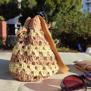 Handmade Crochet Raffia Bucket Bag: Straw Summer Pouch with Leather Handle