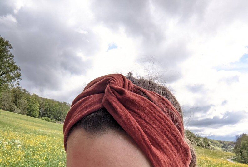 Musselin-Haarband zum Selbstbinden kurz oder lang rostrot oder khaki oliv Haaraccessoire Bandana Turban Musselinhaarband im Boho-Stil Bild 7