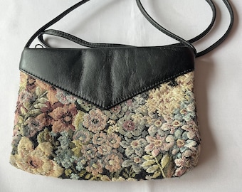 Vintage Jennie Vaughn Floral Tapestry 1980s Crossbody Purse Grandmacore