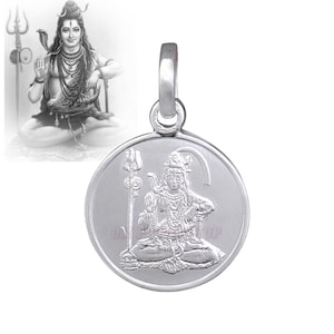 Mahamritunjay Yantra Round Shape Locket in Pure Silver/ Mahamritunjaya Yantra Pendant In Pure Silver