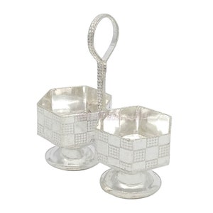 Religious Silver Haldi Kumkum Container Haldi Kumkum Designer box/Karanda, Silver Kumkum Holder
