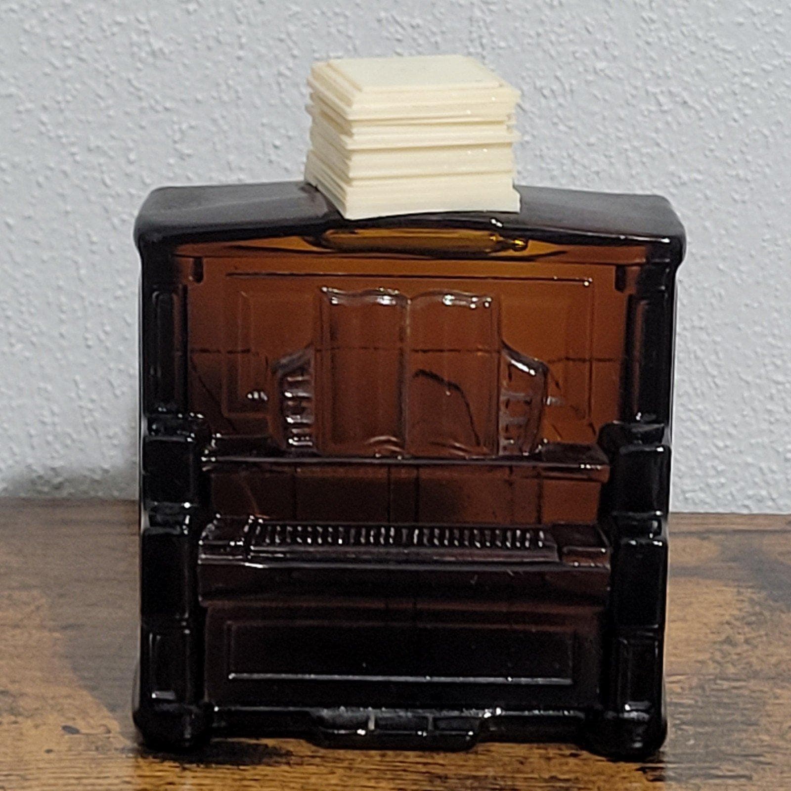 Avon 練り香水　ピアノ Avon 練り香水 ピアノ