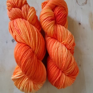 Classic Alpaca Yarn, DK Weight, Collection of Pinks, Reds, Oranges,  Yellows, 110 Yards 