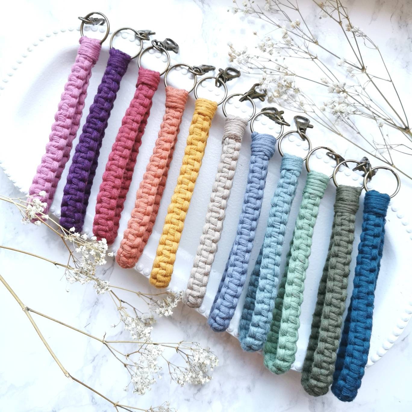 YAFLUG Schlüsselband Makramee - Handgefertigter Schlüsselanhänger | Bohemian Style Armband