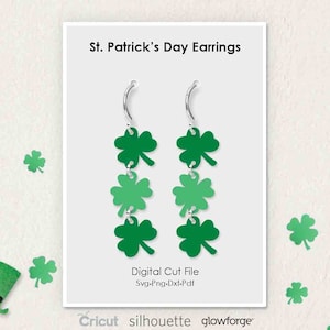 Puede incluir: Un par de pendientes de plata con tres colgantes de trébol verde. Los pendientes son para el Día de San Patricio y son un archivo de corte digital para Cricut, Silhouette y Glowforge.