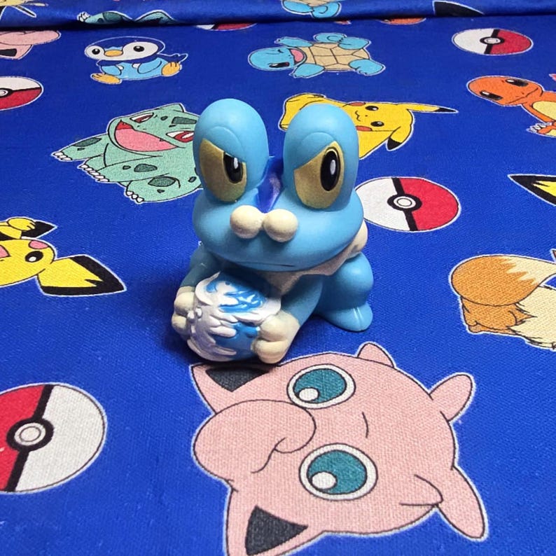 Pokemon Froakie Figure Finger Puppet 2013 Nintendo Bandai PVC Japan USA Seller image 1