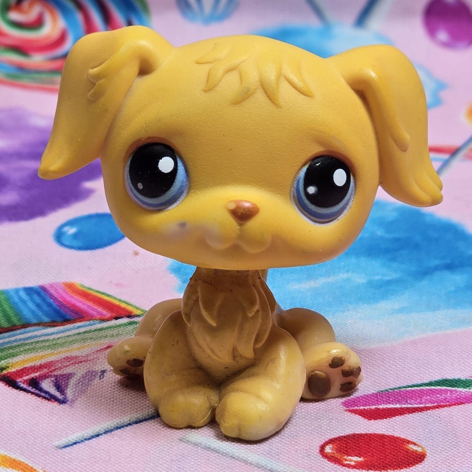 Roen　LPS＋コルトその他 Littlest Pet Shop Authentic LPS #21 Golden Retriever Puppy Dog