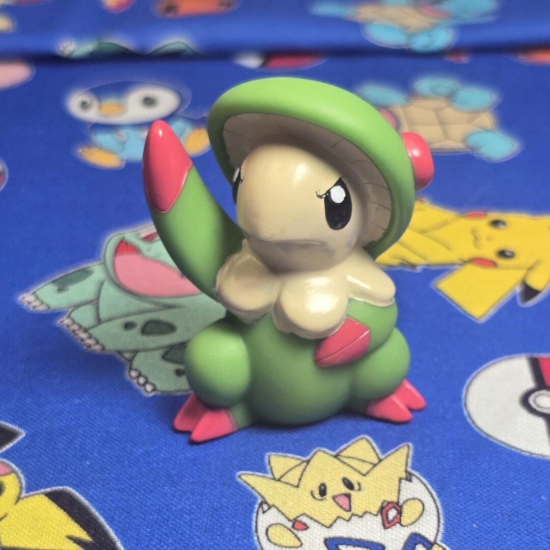 Pokemon Breloom Figure Finger Puppet 2007 Nintendo Bandai PVC Japan USA ...