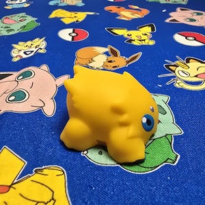 Pokemon Joltik Figure Finger Puppet 2002 Nintendo Bandai PVC Vintage Japan USA image 4