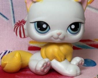 Littlest Pet Shop Authentic LPS #207 Cat Long Hair White Yellow Persian Blue Eye