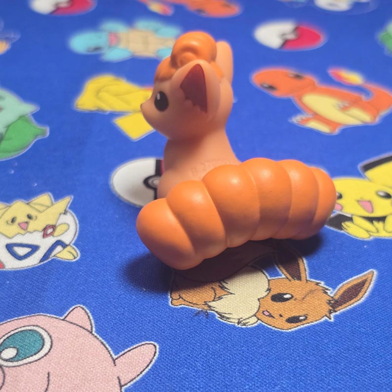 Pokemon Vulpix Figure Finger Puppet 2024 Nintendo Bandai PVC Japan Vintage USA image 2