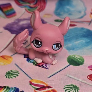 Figurine Littlest Pet Shop - Chinchilla Rose #599, Occasion
