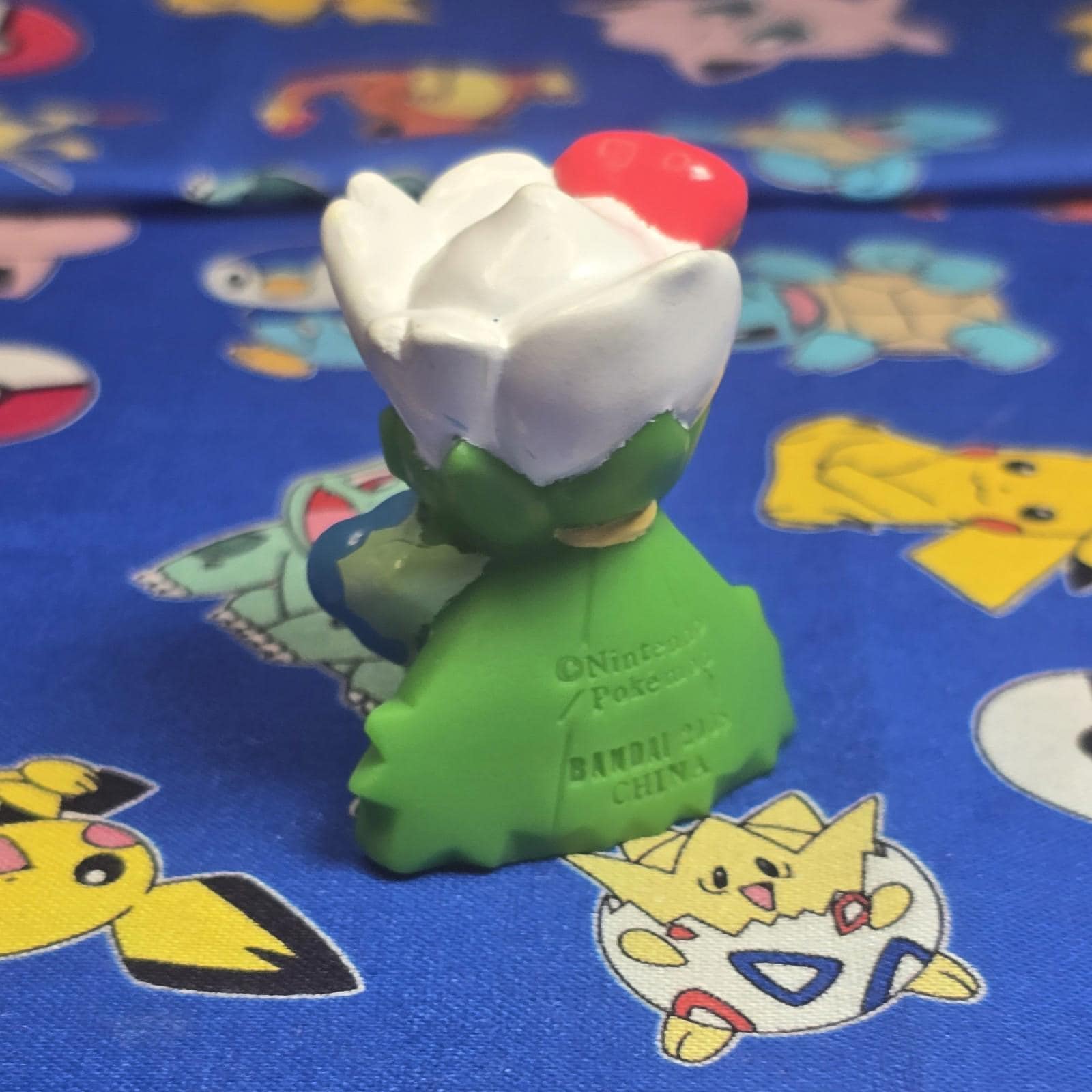 Pokémon – Finger Puppet Bandai – Roselia – Marionnette à Doigt PVC Officielle – Cadeau Original