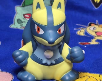 Pokemon Shiny Lucario Figure Finger Puppet 2025 Nintendo PVC Bandai Japan USA