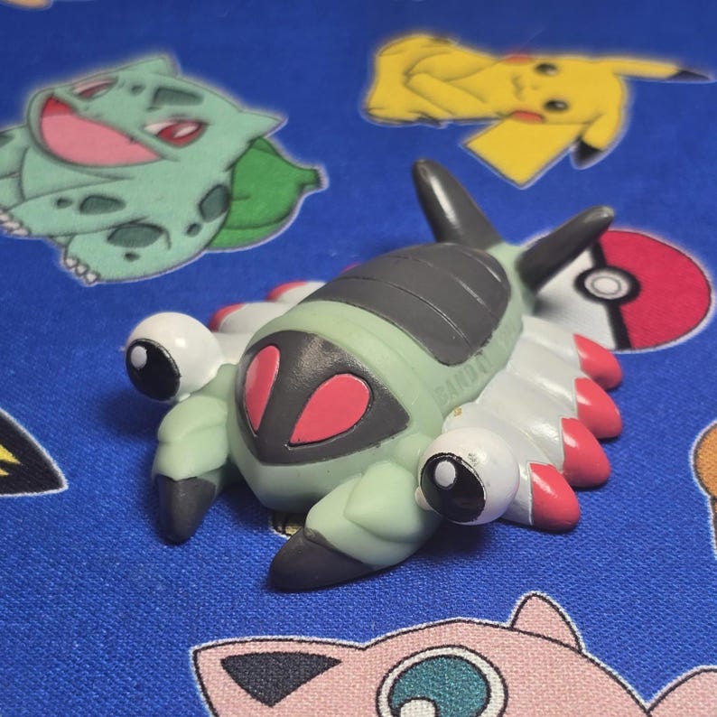 Pokemon Anorith Figure Finger Puppet 2004 Nintendo Bandai PVC Vintage Japan USA image 1
