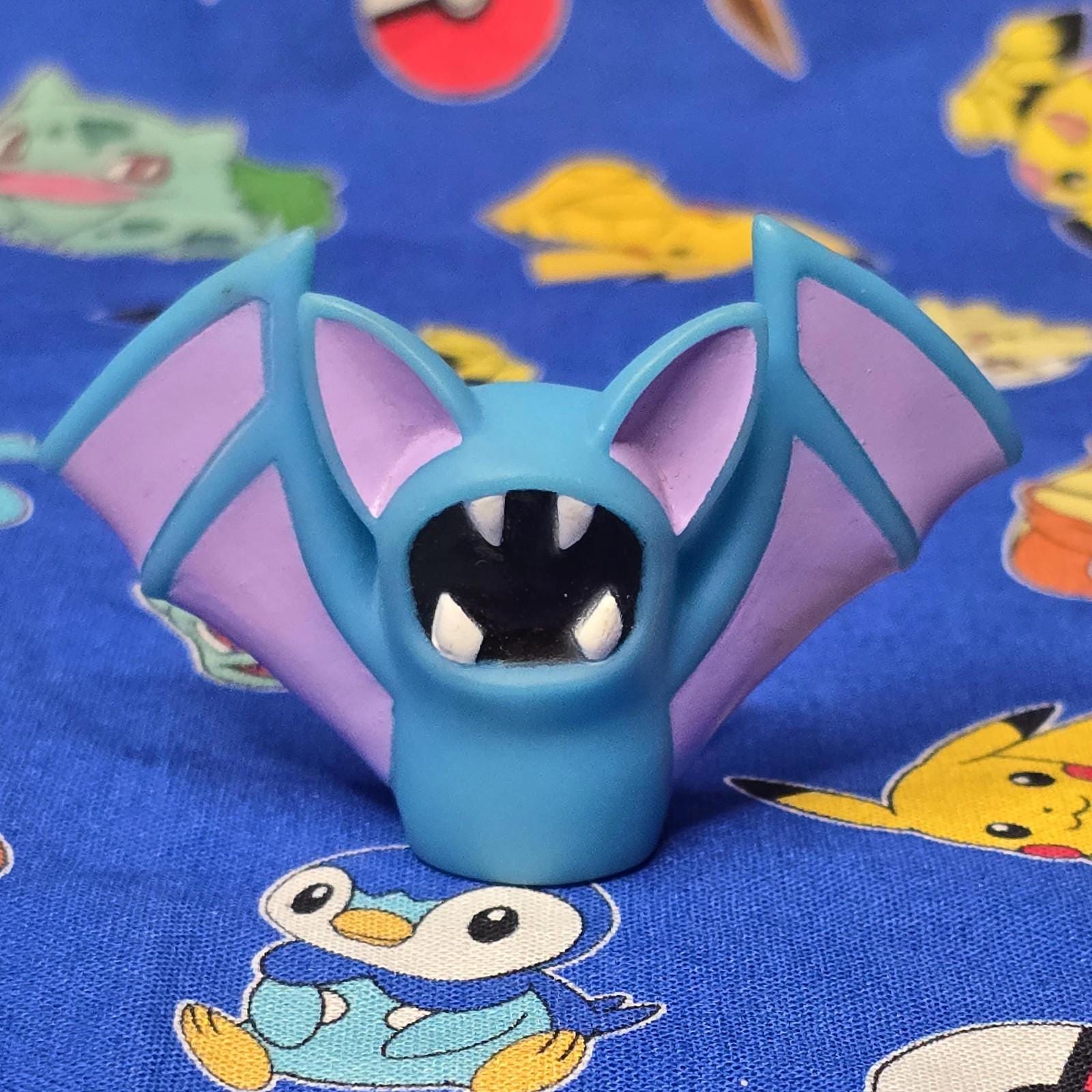 MEGA Pokémon - Zubat Volo Notturno, set Adventure Builder | WhichOne