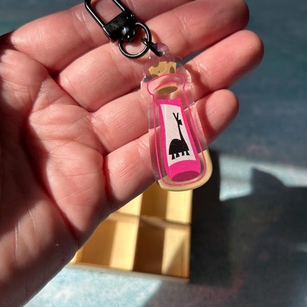 Kuzcos Poison Glitter Epoxy Acryl Charm Schlüsselbund Lama Pink Potion