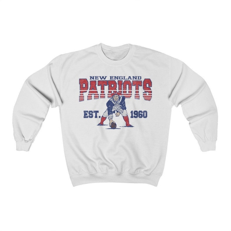 Patriots Adult Crewneck Sweatshirt College Letter Patriots Adult Crewneck Sweatshirt College Letter