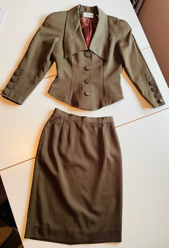 Vintage Albert Nipon Two Piece Suit- Size Small- … - image 1
