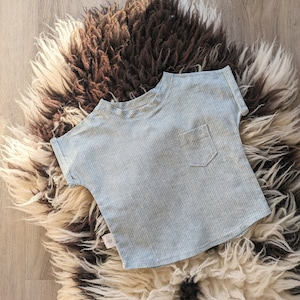 Light summer shirt - linen - T-shirt - summer - shirt - short sleeve shirt