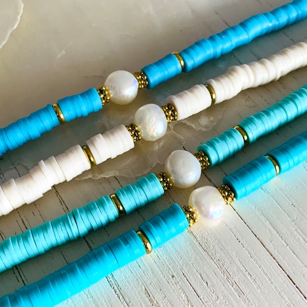 Bracelet Aukena - Bracelet perles heishi, perle d’eau douce naturelle et acier inoxydable (Blanc, Bleu, Turquoise)- Bijoux femme