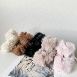 Large Plush Hair Claw Clips Fuzzy Hair Catch Barrette Clips - Etsy