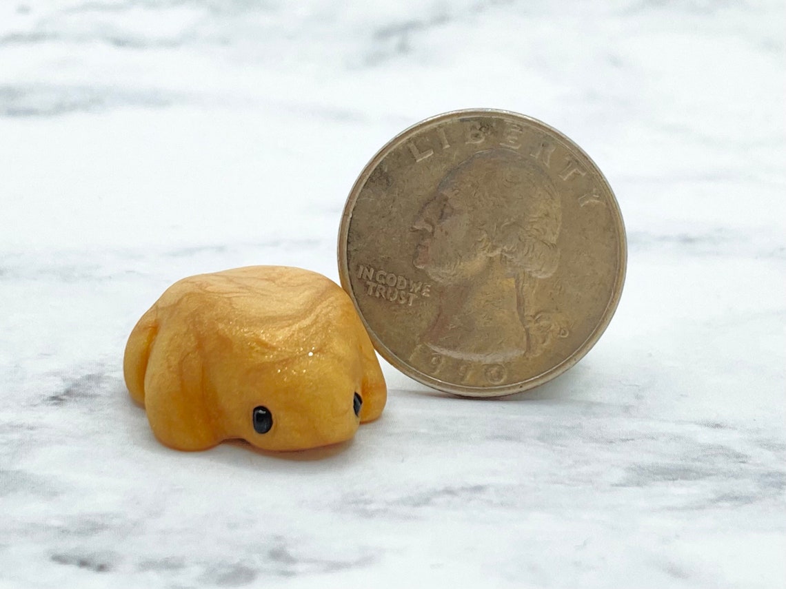 Pancake Frog Figurine - Etsy