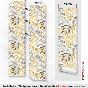 Puede incluir: Dos rollos de papel tapiz con un patr&oacute;n floral en tonos de amarillo, gris y blanco. Cada rollo tiene 24 pulgadas de ancho y un solape de 0,5 pulgadas. El texto "Roll-1", "Roll-2" y "24"W" es visible en la imagen.