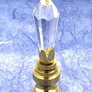 Crystal and brass prism lamp finial