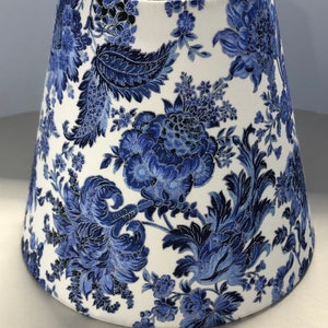 Blue porcelain floral paisley fabric hardback lamp shades in various sizes incl. chandelier candle clip or regular bulb clip on sizes.
