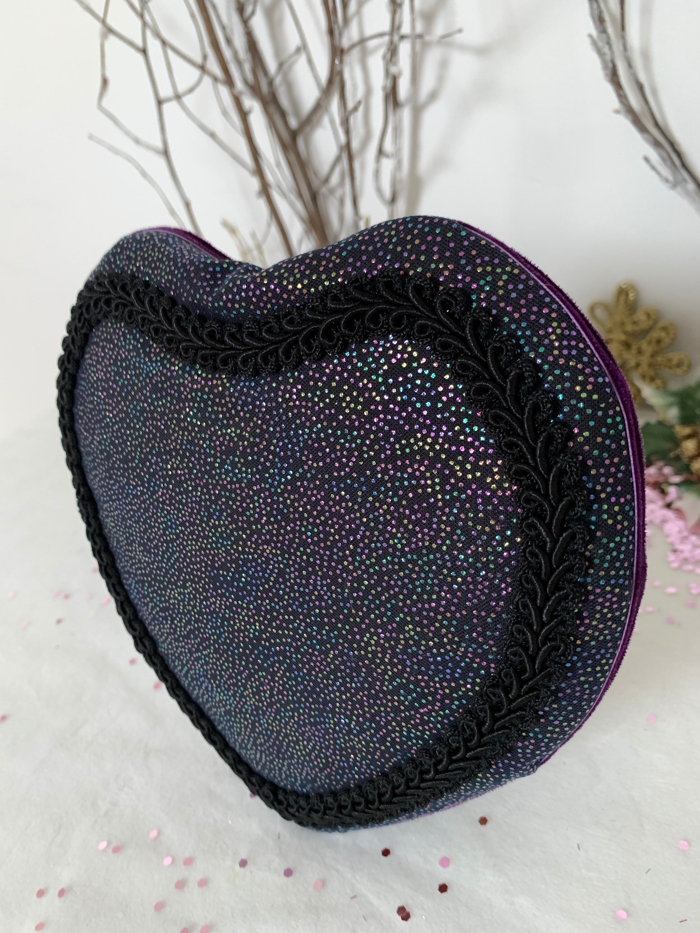 Coeur en Tissu Decoratif Cadre Décoration Murale ou à Poser Inspiration Cakedesign Brodé Ruban Velou