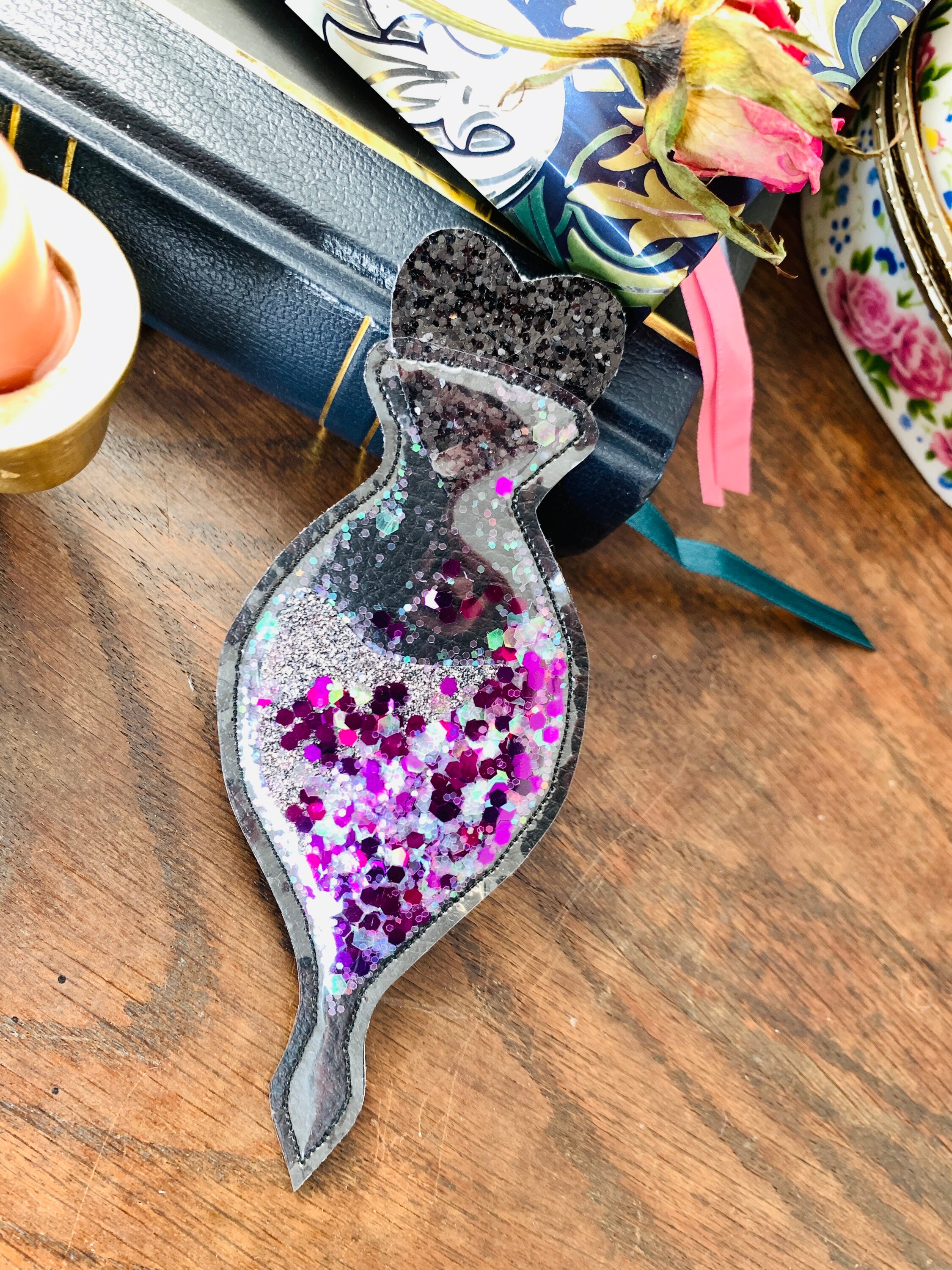 Shaker Marque-Page Fiole Goutte Potion Noir