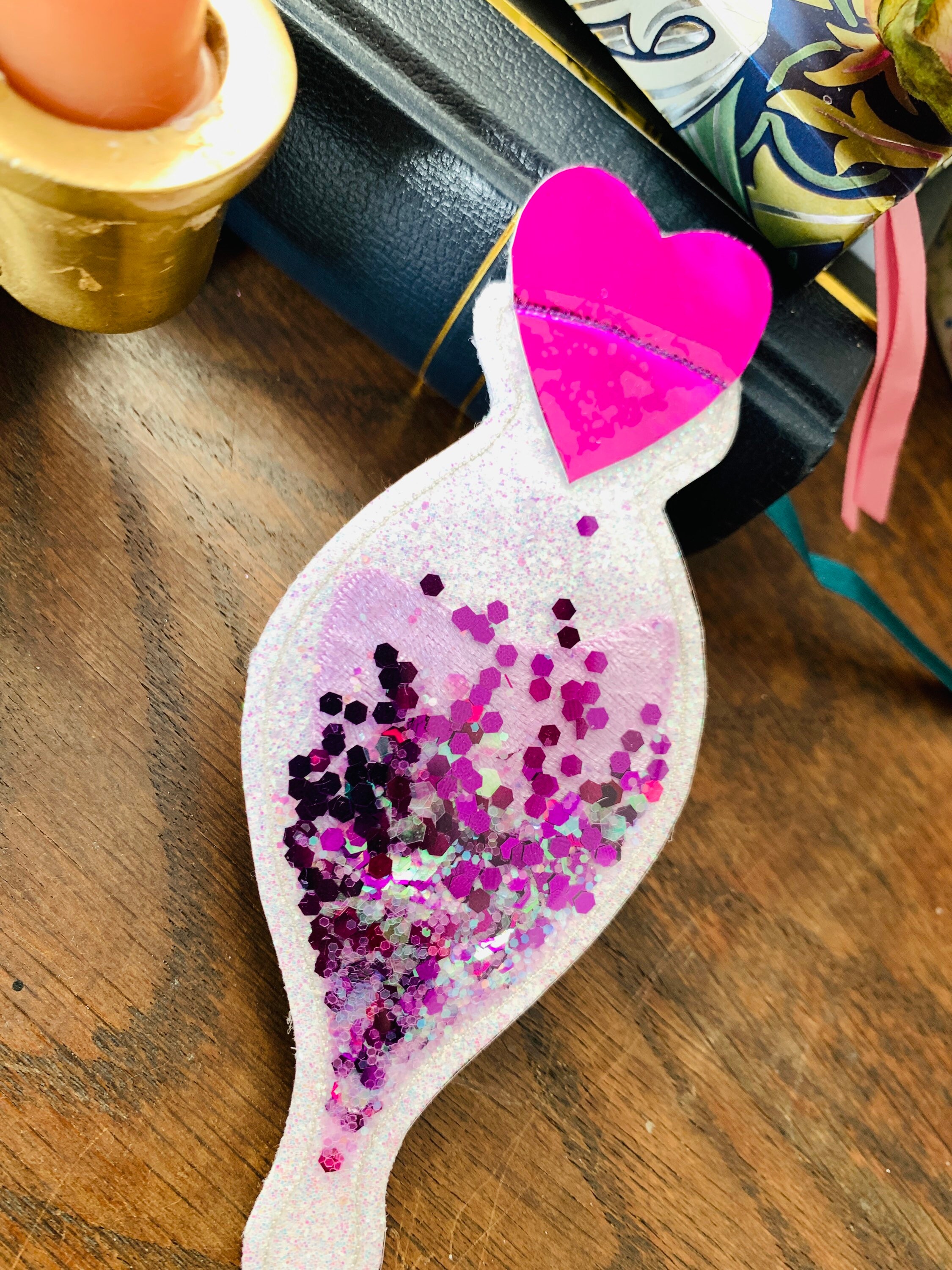 Shaker Marque-Page Fiole Goutte Potion Violette ou Bleu Holographique