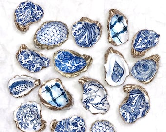 Anthropologie Inspired Oyster Shell Ring Dish, Trinket Dish, Coastal Decor, Beach Wedding Favors, Druhna gospodyni prezenty, Custom Gift