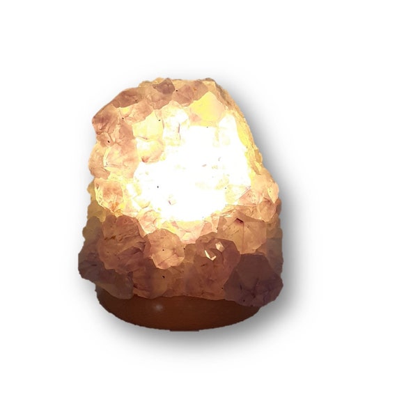 Amethyst Edelsteinlampe echt,  Naturstein Amethyst-schöne hellere Spitzen, Rohstein auf Holzsockel Lampe N335