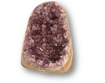 Amethyst druse piece standing object, violet crystal group, geode, N175