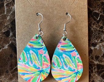 Lilly Inspirado//Summer Lilly//Pendientes de lágrima//Pendientes personalizados//