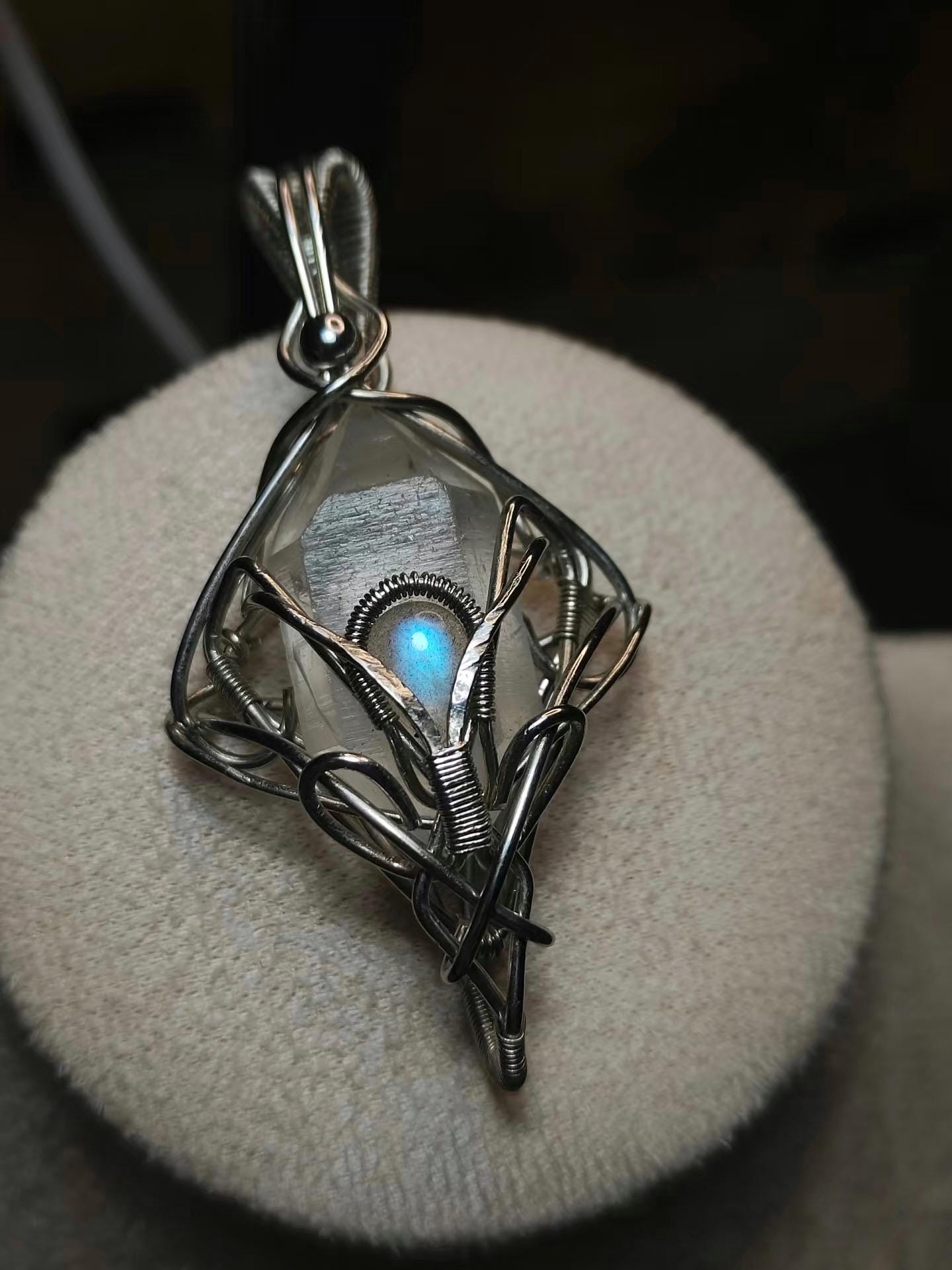 Pendentif Atlantic Dream-nature en cristal, Quartz clair bronze enveloppé dans du fil avec collier labradorite, Bijoux en cristal fantaisie faits main