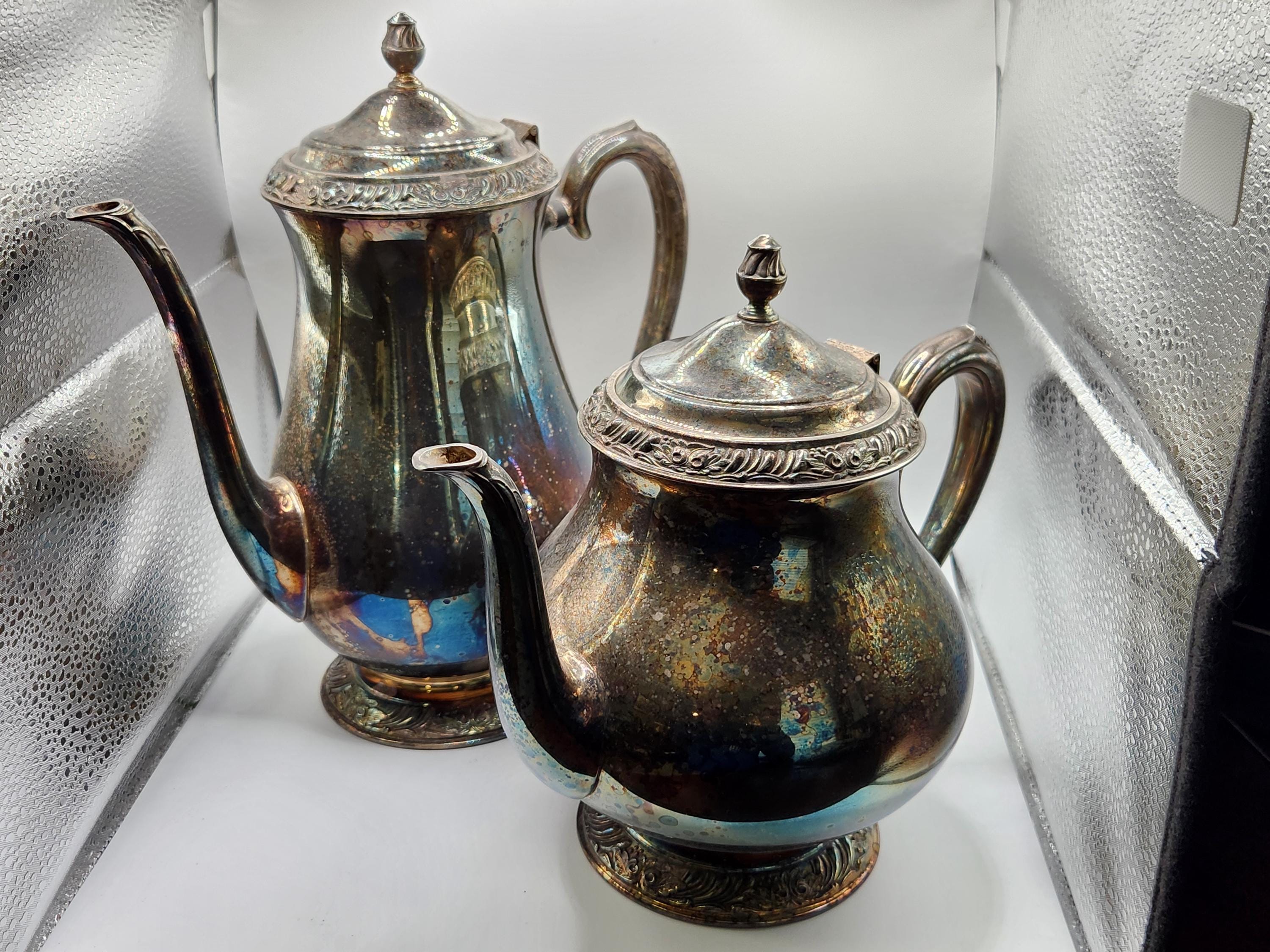 【Henley Community.】ビクトリアンのコーヒーサービス 3点 Matching Henley Community Silverplate Coffee Pot and Teapot, 1930s